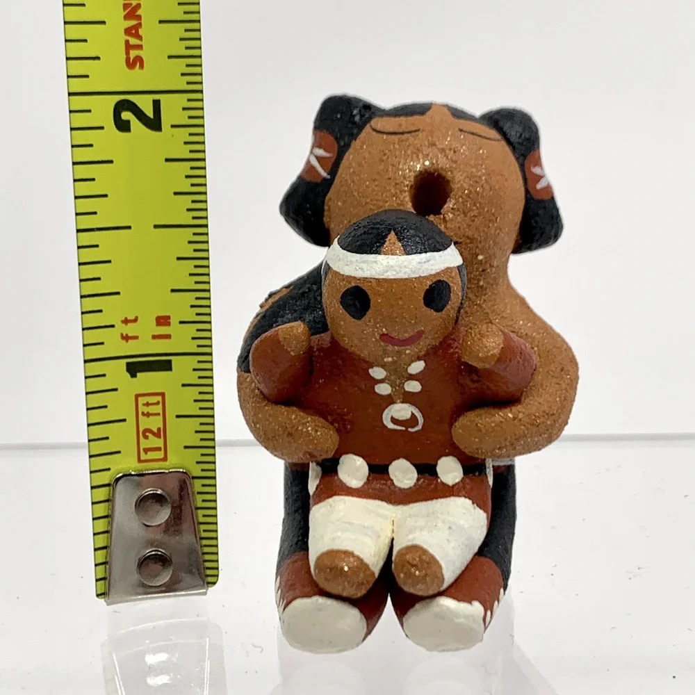 Taos Pueblo Cochiti Storyteller 2" Figure Child Margaret Quintana Clay Handmade - Picture 8 of 8